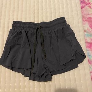 KeiKei Kona flowy shorts
